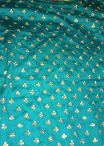 New With Teg A Very Beautiful suit