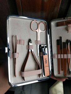 Manicure &amp; Pedicure Kit