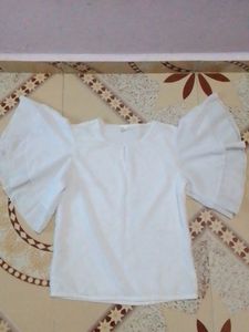 Fashionable t-shirt