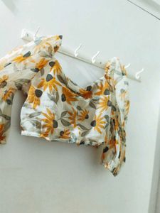 Floral Print Crop Top