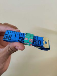 Tailor/Measuring tape