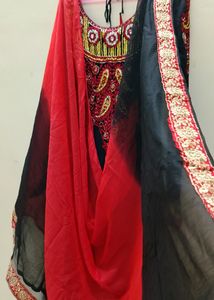 ❤️🖤New Embroidered Anarkali Gown With Dupatta