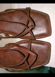 Women Flats