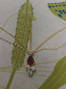 Pearl &amp; Gemstone Maang Tikka Headpiece