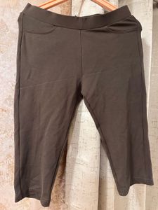 New Olive Green Cropped Leggings, Waist- 32