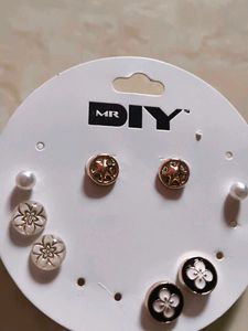 Earrings From Mr.DIY