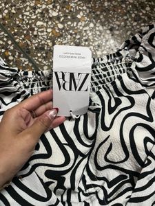 Zara Zebra Print Top It’s Padded