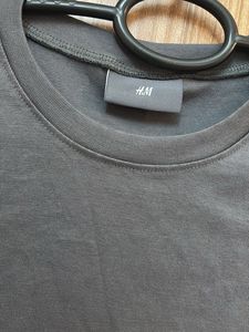Gray H&amp;M Cropped Tee