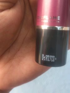 Flaunt Chili Color Unlimited Lipsticks