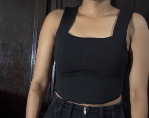 Crop Black Top