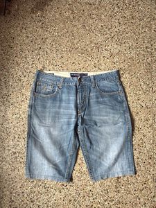 Light Blue Wash Demon Jorts