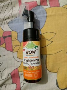 pack of 4, face wash, serum, aloe vera gel, shampo