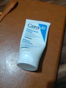 CeraVe Moisturising Cream