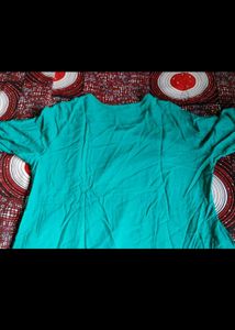 Green Elegant Embroidered Kurta