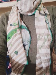 Triangle Corners Scarf