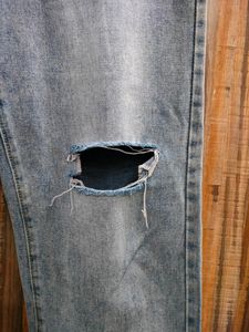 Damage Jeans