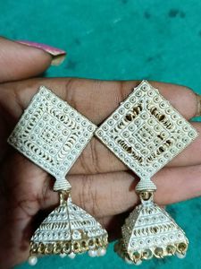 Earring