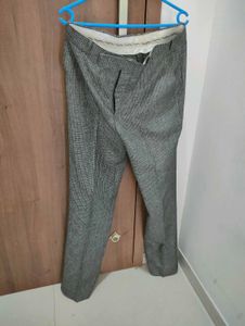 Grey Textured Trousers🤍