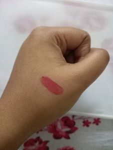 Combo Of Lipstick And Earrings