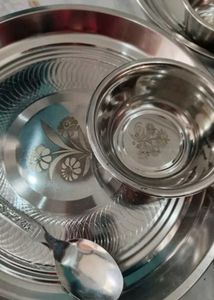 Stainless Steel Dinner Set