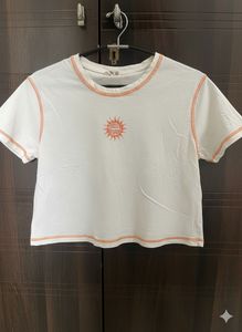 White Sunny crop top