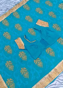beautiful saree embroiding work