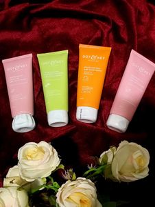 Dot &amp; Key Facewash 169/
