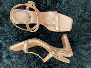Trending heels