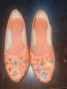 Peach Embroidered Juttis
