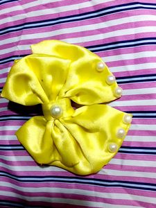 pack Of 14 cutie hair Bows clips 🥰