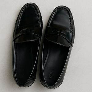 ZARA PATENT-FINISH LOAFERS