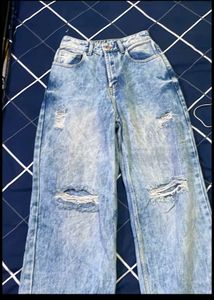 Off duty Distressed Wide Leg Jeans