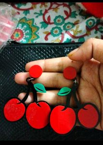 Cherry 🍒 Earrings