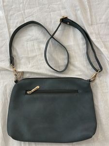 Sling bag