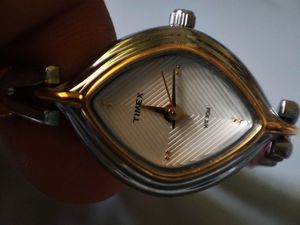 Timex Women Watch LS20 NEW