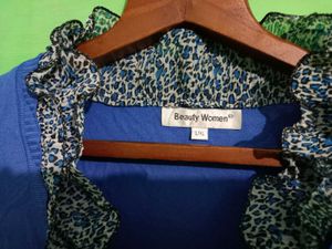 Like New L/XL Size SEMI Winter Top