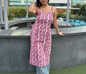 Stylish pink kurti