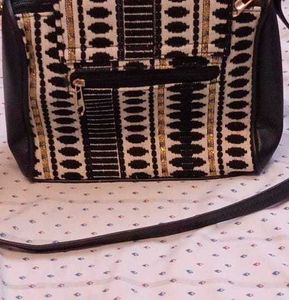 black sling bag