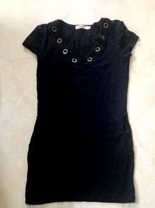 HUSHH Black Bodycoon Golden Ringed Top