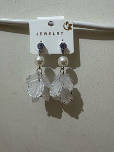 Elegant Pearl &amp; Leaf Drop Earrings