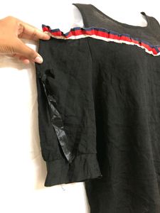 Black Cold shoulder Top