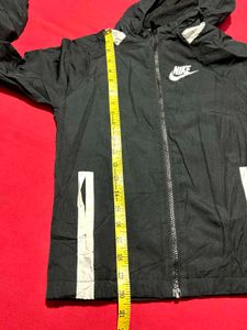 Nike Black Hooded Windbreaker Jacket – Size 8/10