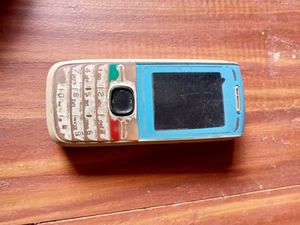 Nokia Two Phone Vintage ..............Phones