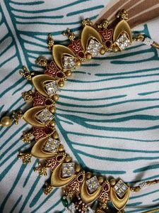 Gold-toned Necklace &amp; Earring Set