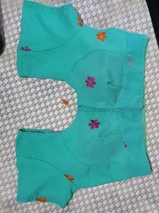 Set 2 Trading Quality Sarees &amp; 1 Blouse