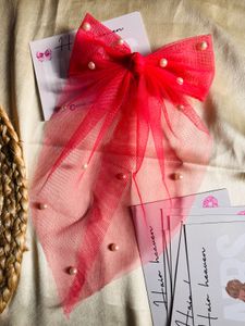 Pearl Bow Clip