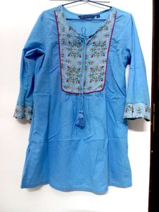 New 💙 Tunic Tops
