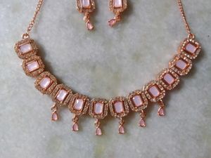 Elegant Necklace &amp; Earring Set