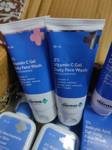 Face Washes From The Derma Co
