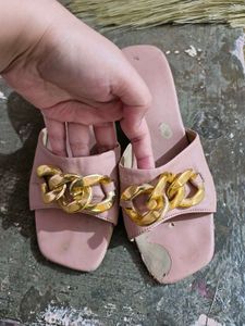 Chunky Chain Flats
